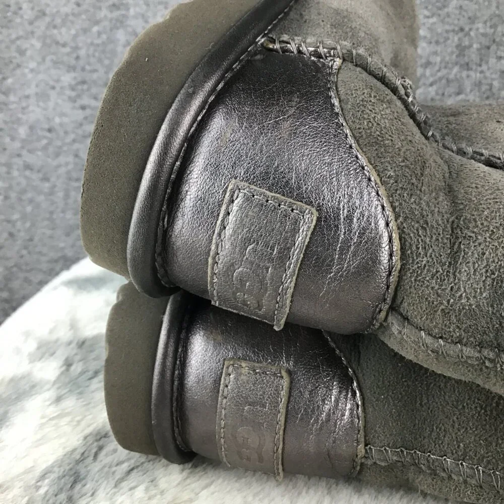 UGG Boots‎ Kids Size 10 Gray and Metallic